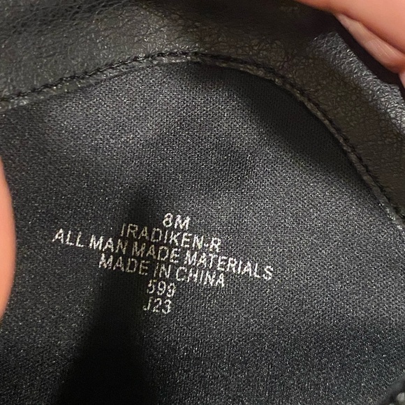 Cute boots - Picture 7 of 7